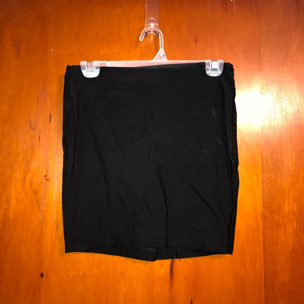 NWOT Black dress pencil skirt